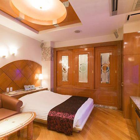 טוקיו Hotel D-Wave Shinjuku（Adult Only) מראה חיצוני תמונה